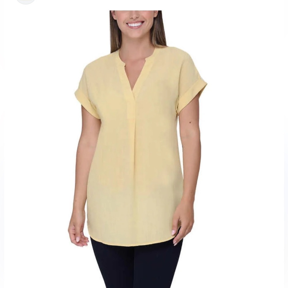 Rachel ROY XXL buttercream short sleeve blouse 81% rayon 19% nylon NWOT V neck